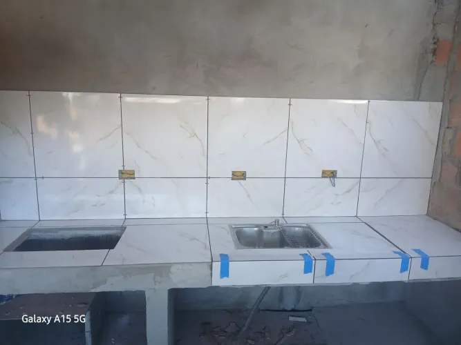 Trabalho de pedreiro diaria 300 navegantes e penha trabalho a 20 anos com construção civil
