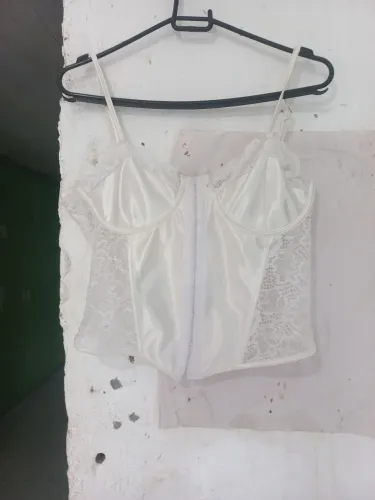 Corset acetinado tam p branco