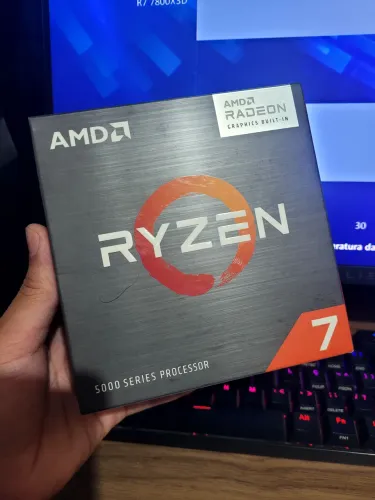 Ryzen 7 5700G ( com gráfico integrado )
