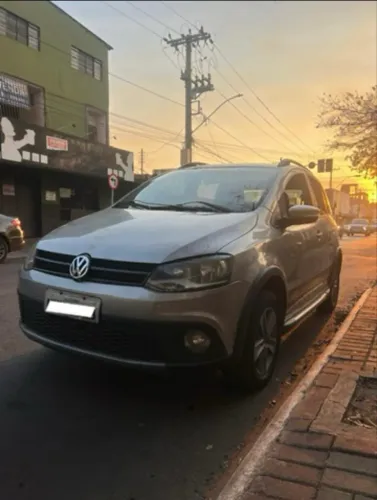 Volkswagen Crossfox 1.6 MI Total Flex 8V 5P 2012