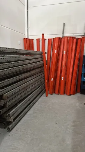 Porta Pallet 3m altura X 1m largura - 1000 kgs