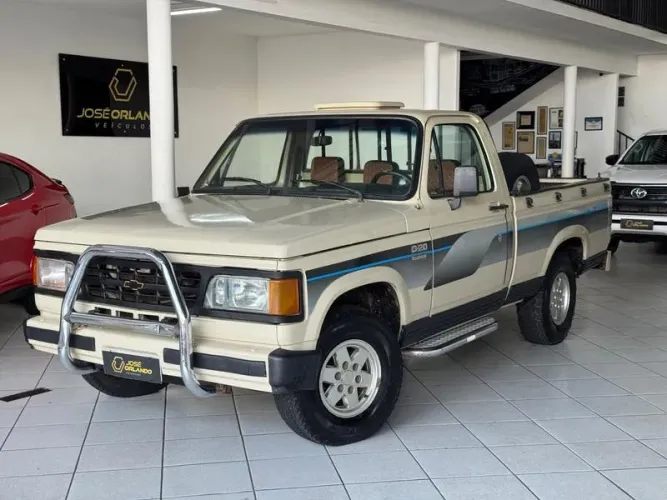 Chevrolet D-20 S / Luxe 3.9/4.0 Diesel 1988