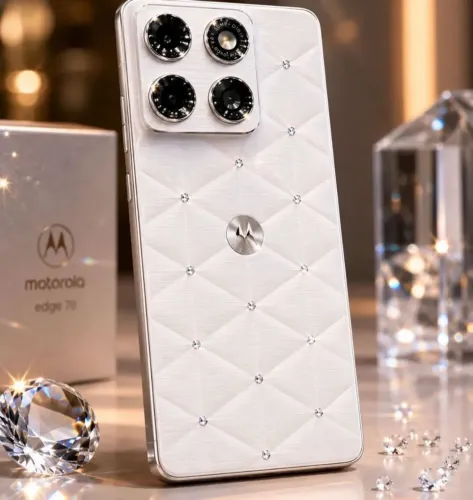 Smartphone Motorola Moto Edge 70 5G 512GB 12GB RAM Lacrado Edição Crystals by Swarovski