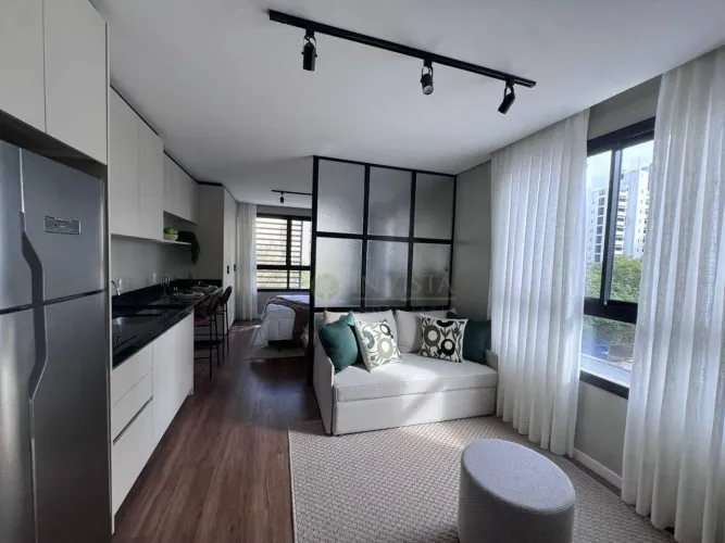 Apartamento Studio Mobiliado para Alugar no Centro de Florianópolis.