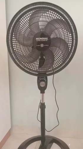 Ventilador novo na caixa 