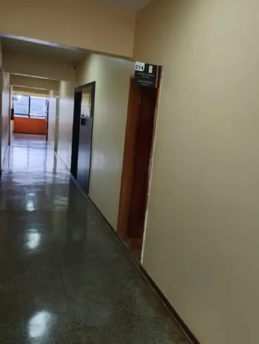 Sala comercial na Ceilândia Centro, com 32 metros quadrados escriturada.