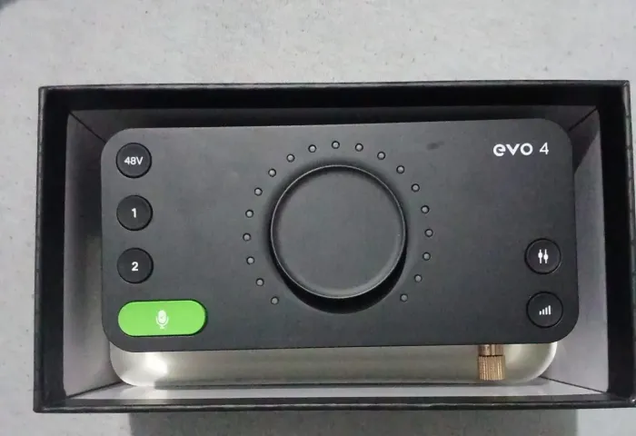 Interface Evo 4 