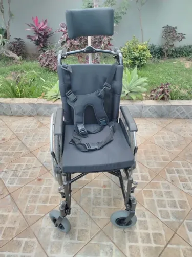 Cadeira de rodas se me nova