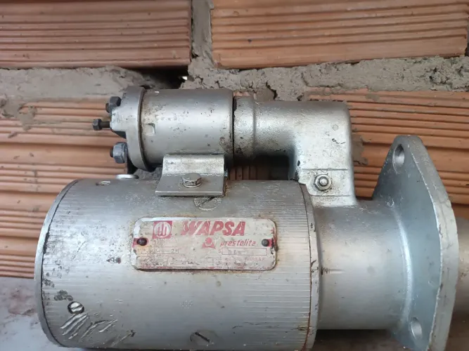 Motor de partida do Dodge 318