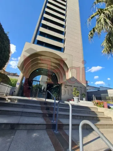 Venda. Sala Comercial, 2 vagas por sala, portaria 24 horas - Bom Retiro