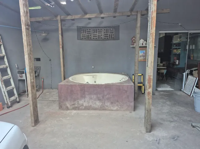 Vendo pergolato em madeira