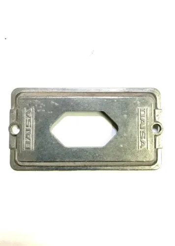TAMPA PARA CONDULETE 3/4 DAISA P/TOMADA HEXAGONAL (10PÇS)