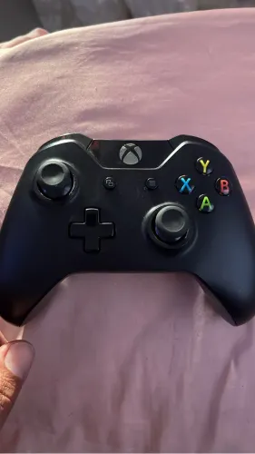 Manete Xbox one nova 