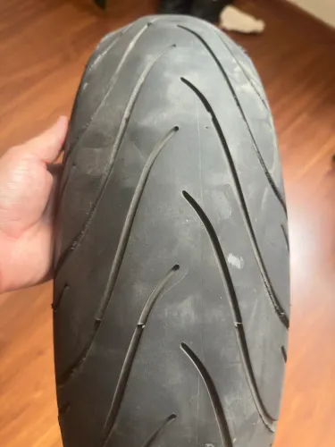 Pneu Traseiro - Aro 17 - Pilot Street Radial - ACEITO OFERTA