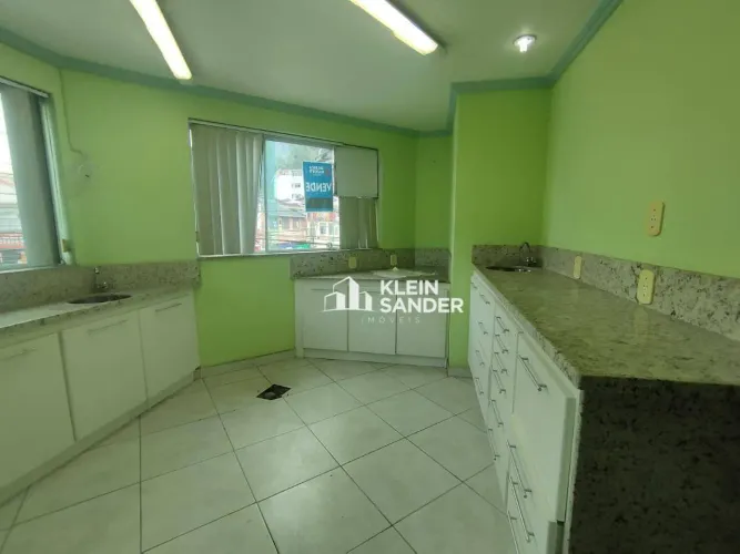 Sala à venda, 35 m² por R$ 249.500,00 - Olaria - Nova Friburgo/RJ