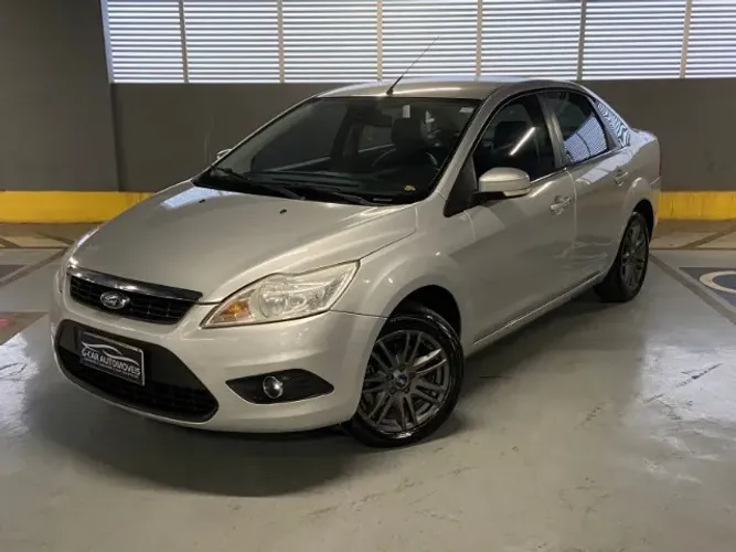 Ford Focus Sedan 2.0 16v/2.0 16V Flex 4P 2012