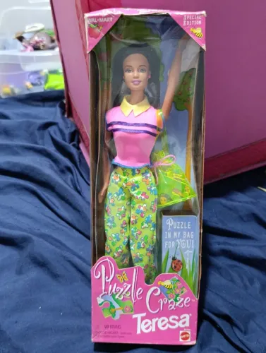Antiga Barbie Teresa Puzzle and Crazy