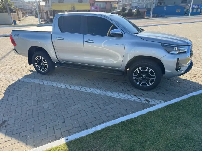 Toyota Hilux CD SRX 4X4 2.8 TDI 16V Diesel Aut. 2021