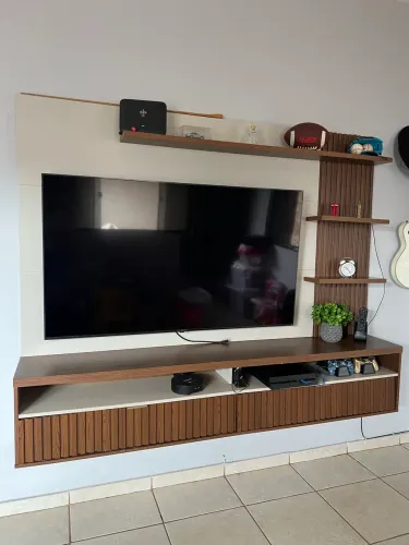 PAINEL PARA TV DE ATÉ 65 POLEGADAS