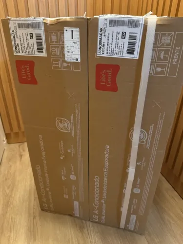 2 Evaporadoras LG Dual Inverter Voice 9.000 BTUs Wi-Fi - Novas na Caixa