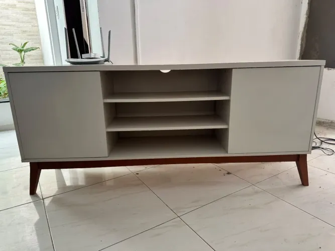 Vendo rack de sala extremamente novo