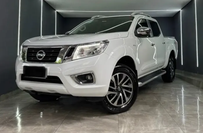 Nissan Frontier LE CD 4X4 2.3 Bi-TB Diesel Aut. 2021