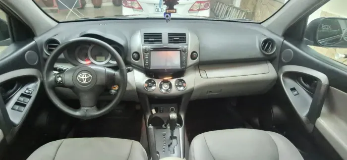 Toyota RAV4 2.4 4X4 16V 170cv Aut. 2011