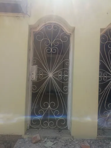 Portas e janelas .ferro fundido estilo colonial Lot com 8