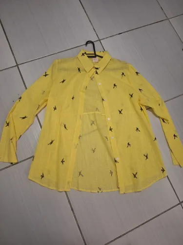 Blusas e camisas femininas tamanho M
