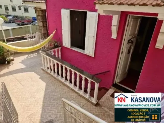 Casa de rua - Duplex / Residencial / Glória