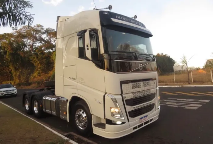 FH 540 Globetrotter  impecável 