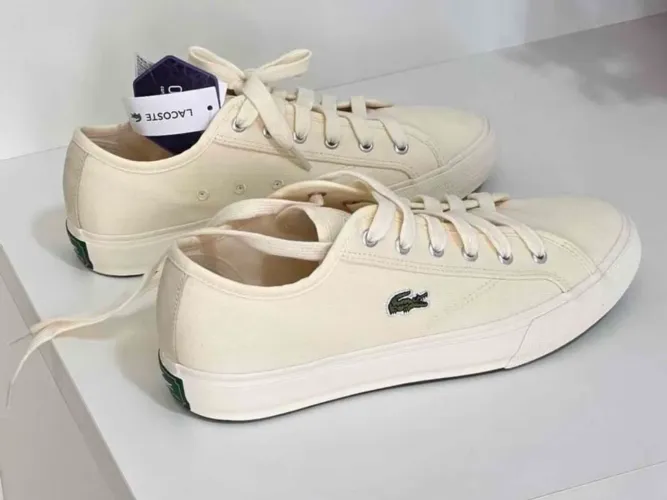 Tênis Lacoste Backcourt tam. 40 off-white - novo