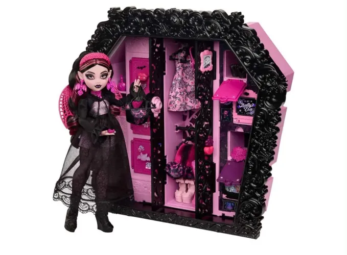 Monster High Draculaura Ultimate Skullmate Secrets