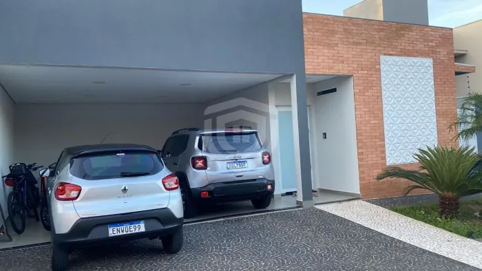 Casa em Condomínio - Tivoli 02 com 3 Suítes, 250m² de Área Útil em Parque das Nações Baur
