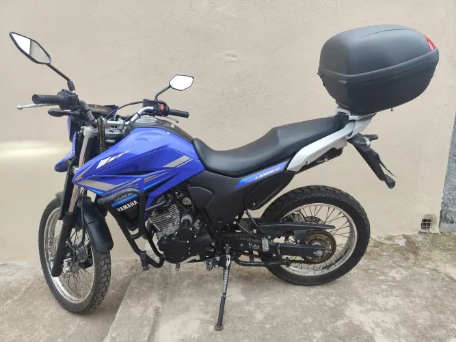 Moto 2022 , excelente opção de compra.