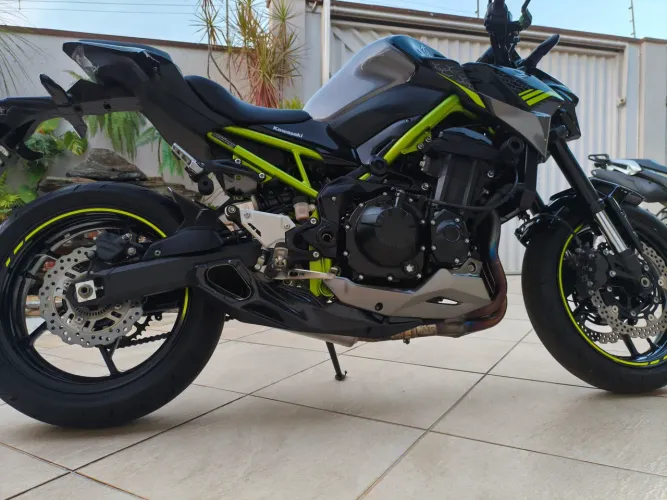 Moto super Nova Z 900 a venda.