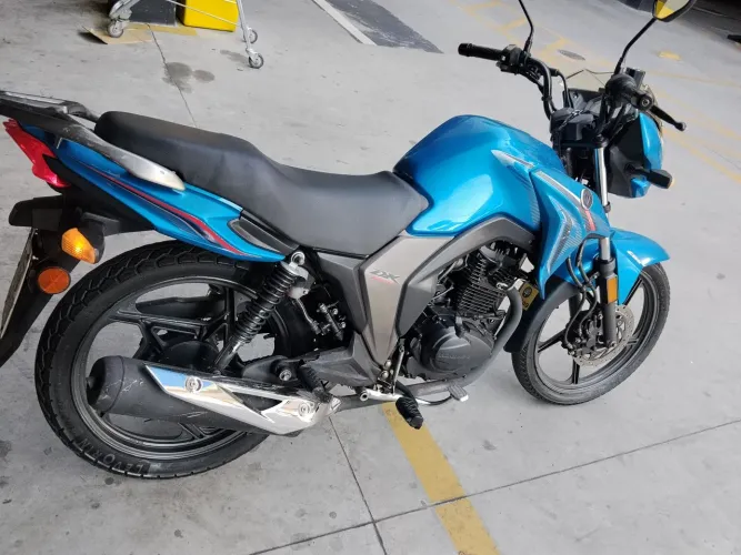 Motocicleta Suzuki DK 150 CC