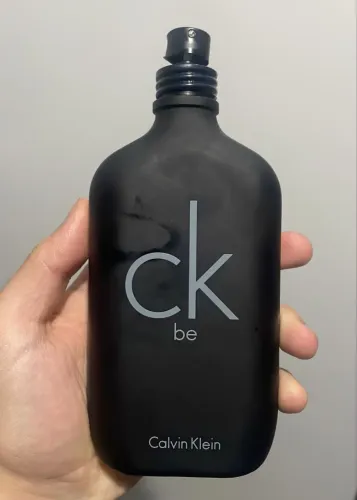 Vendo esse perfume original