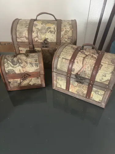 Vende-se jogo de baú vintage