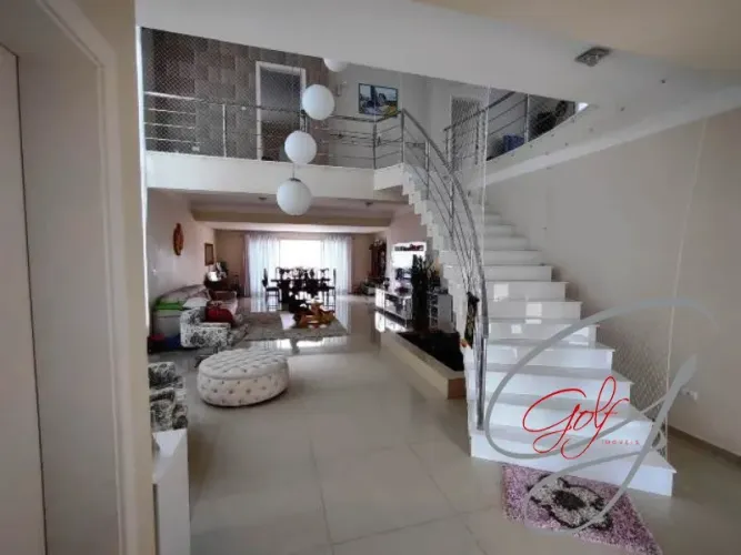 Casa de Luxo em Condomínio na Vila São Francisco, Osasco-SP: 4 Quartos, 4 Suítes, 3 Salas,
