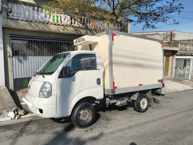 Kia Motors Bongo K-2500 2.5 4X2 TB Diesel 2011