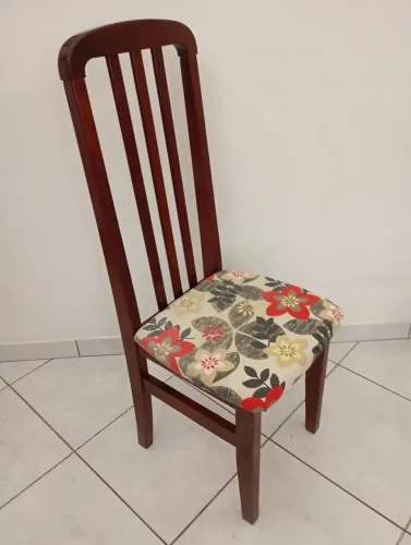 Cadeira Madeira Maciça Encosto Ripado Alto