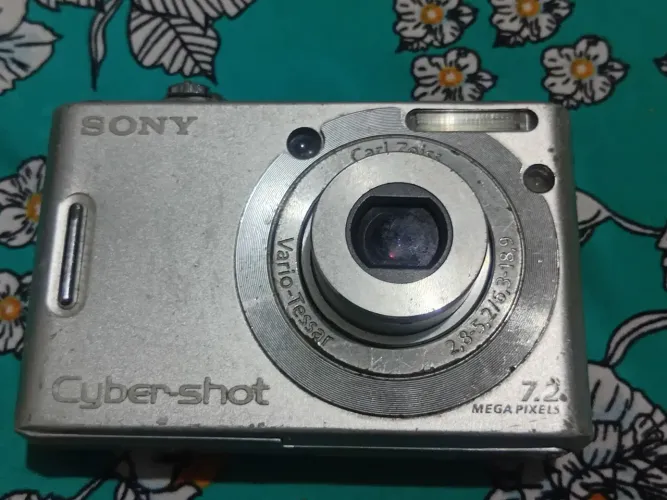 câmera cybershot 7.2 para desmontar