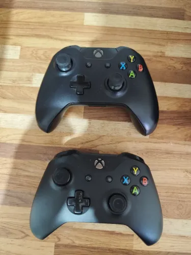 Xbox one FAT 500 GB 2 CONTROLE