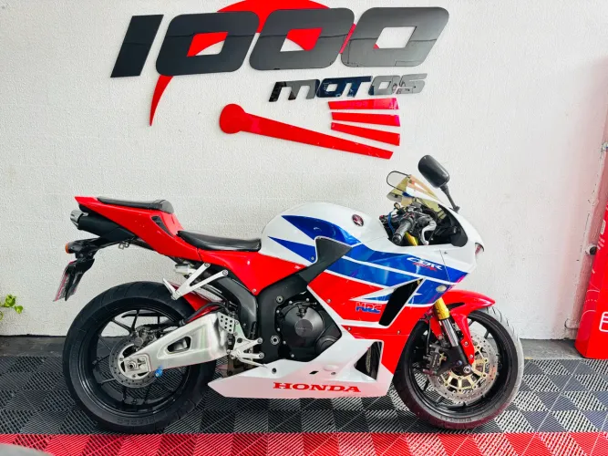 HONDA CBR 600RR