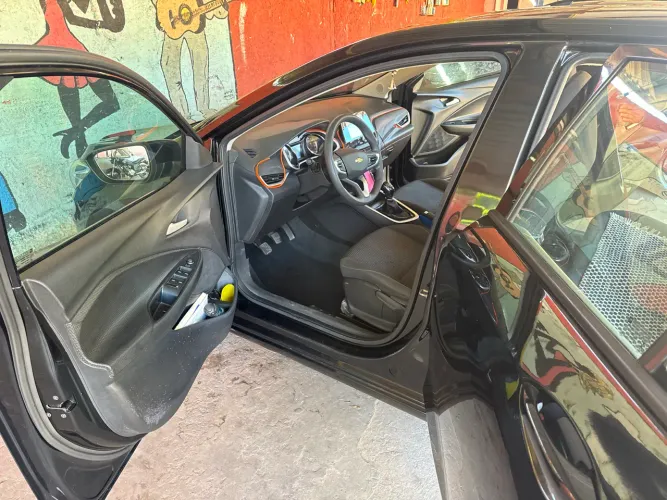 Chevrolet Onix Hatch LT 1.0 12V Flex Mec. 4P 2020