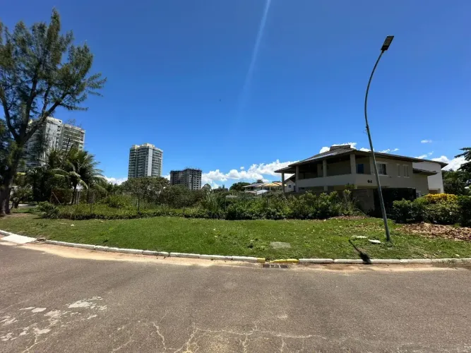 PIATÃ - Cond. Parque Costa Verde | 1.052m² | Terreno em condomínio fechado | Posição privi