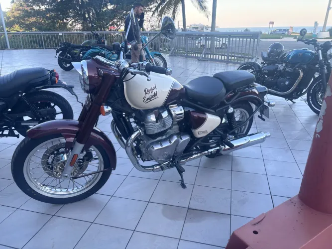Royal classic Balkan 350cc Red 2027 - Vendedora Fernanda