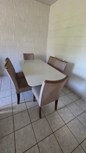 Mesa de jantar 6 lugares
