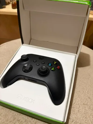 Controle Xbox Series X|S Original Microsoft Carbon Black + Caixa + Bateria